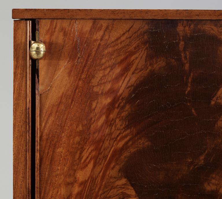 SKÅP, Josef Frank, Firma Svenskt Tenn.