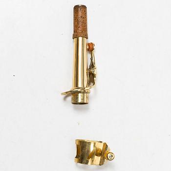 Trevor J. James, sopransaxofon, "Revolution 2"/ "The Hornet",  2000-tal, England.