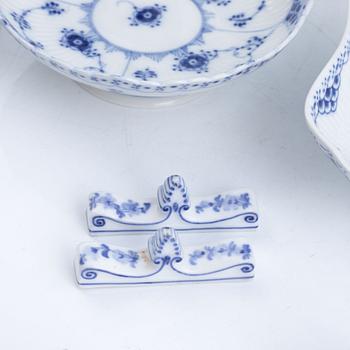 Dinner service, porcelain, 50 pieces, "Musselmalet", Royal Copenhagen, Denmark.