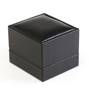 BULGARI, KORVAKORUT, 18K kultaa ja terästä.