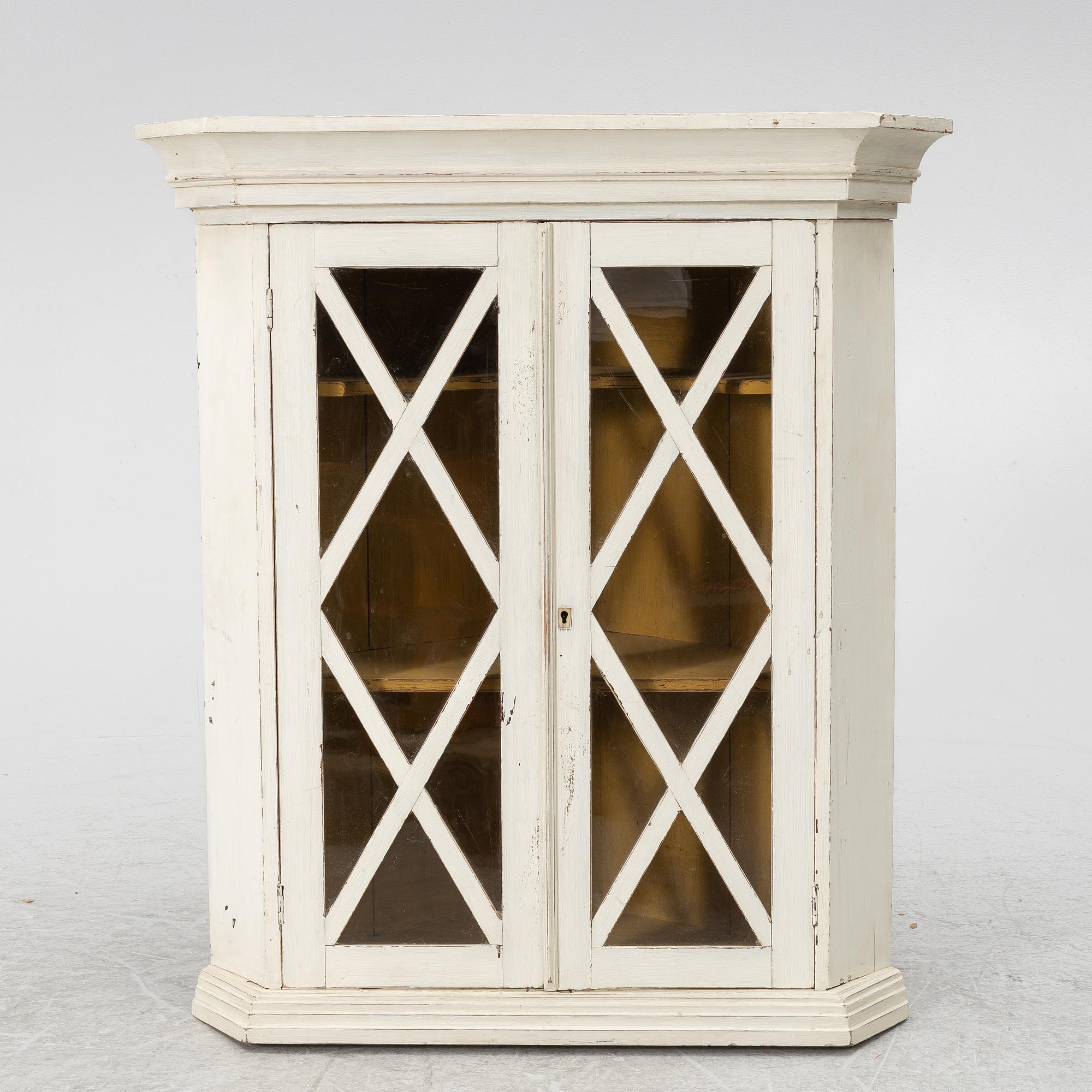 Corner hanging cabinet, second half of the 19th century.