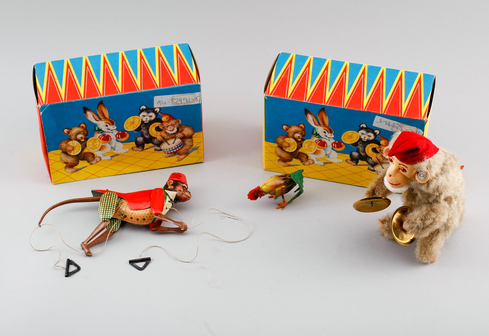 MEKANISKA LEKSAKER, 3 st,  bl a litograferad plåt, 1900-talets första hälft.