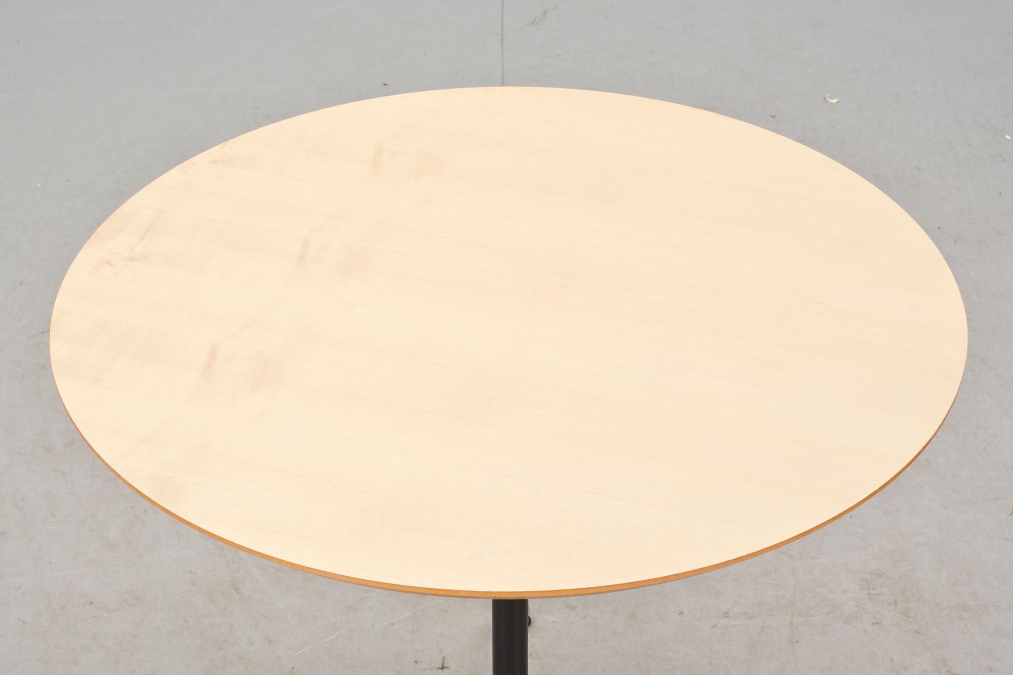 BORD, Charles & Ray Eames för Vitra.