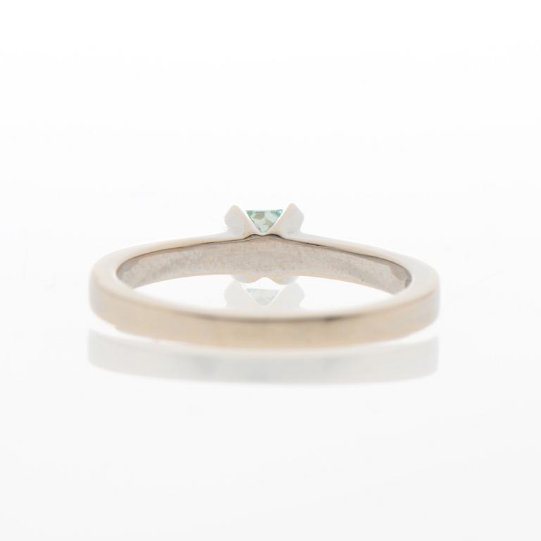 A RING, treated green diamond, 14K white gold.