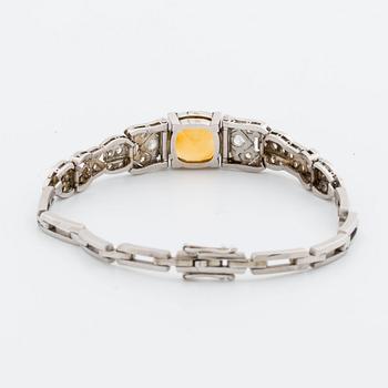 BRACELET platinum and 18K whitegold, 1 citrine, 2 old-cut and 8/8-cut diamonds approx 0,80 ct, G  Dahlgren & Co Malmö.