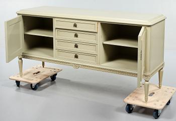 SIDEBOARD, gustaviansk stil, 1900-talets andra hälft.