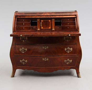 RULLKLAFFSEKRETÄR, rokoko, 1700-tal.