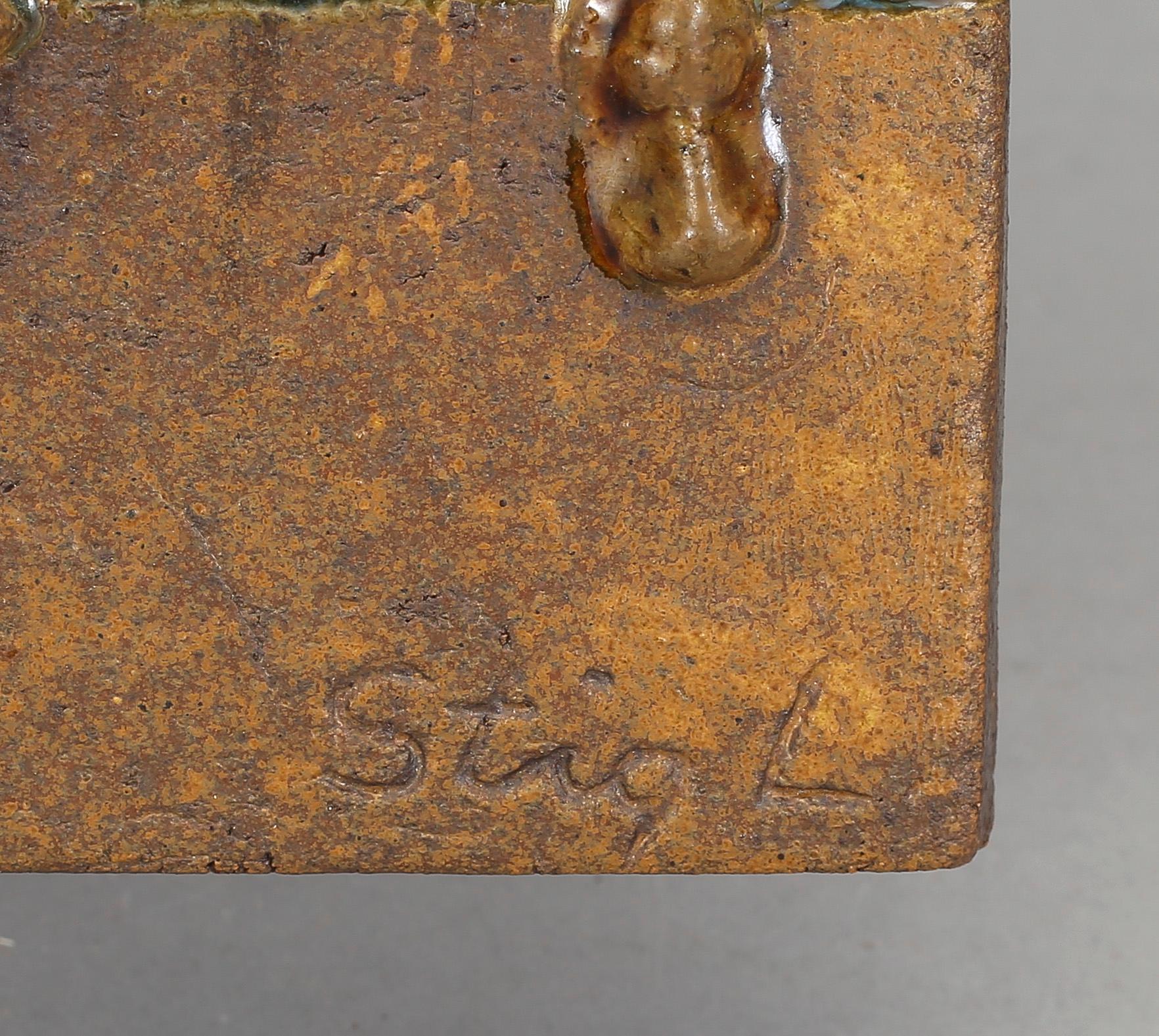 VÄGGPLATTA, stengods, Stig Lindberg, Gustavsberg, 1960-/70-tal.