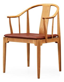 20. A Hans J Wegner elm 'China chair', Fritz Hansen, Denmark 1987.