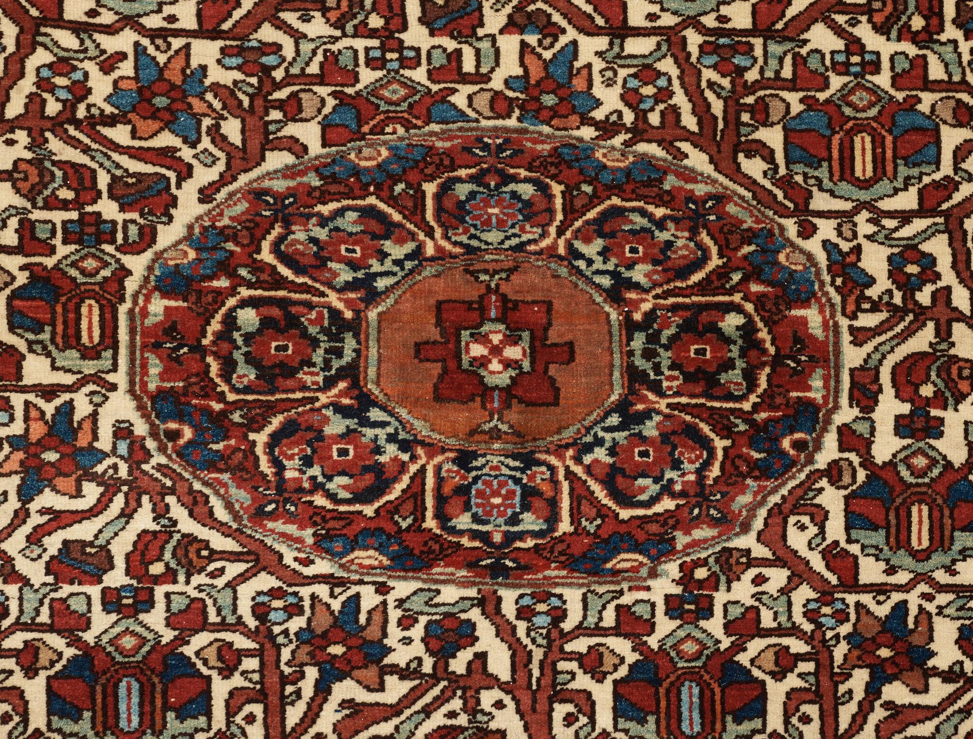 SEMIANTIK SAROUK FERAGHAN sannolikt. 205,5 x 128,5 cm.