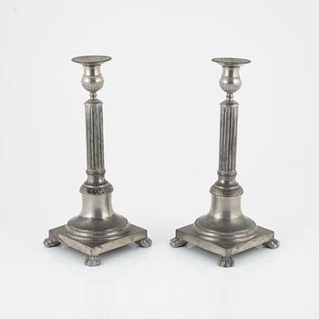 A pair of pewter candlesticks by Frans Santesson, Stockholm, 1901.