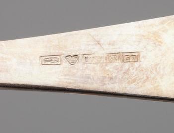 SKEDAR, 12+6 st, silver, Auran Kultaseppä samt Kultakeskus. 1900-tal. Vikt tot. 471 g.