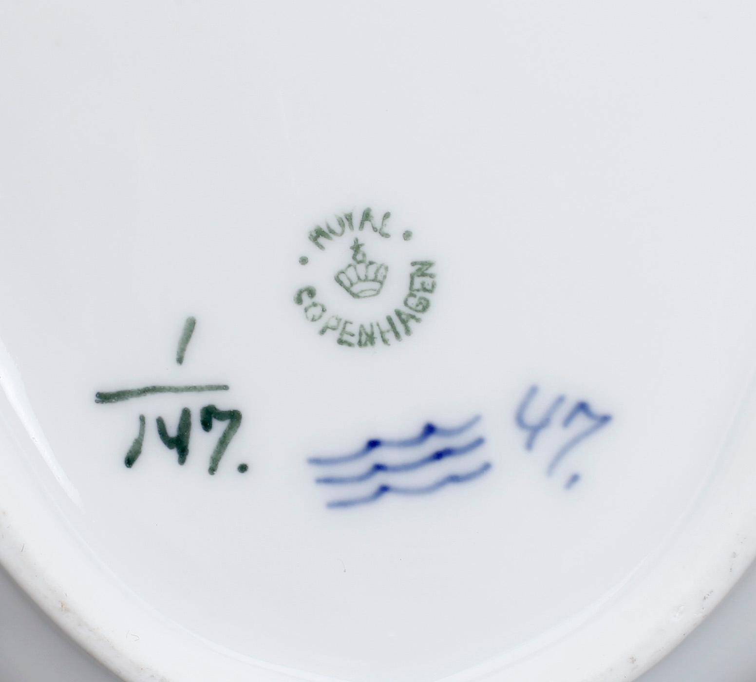 SERVISDELAR, 125 delar, porslin, "Musselmalet" Royal Copenhagen.