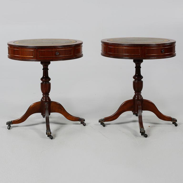 LAMPBORD, engelsk stil, 1900-talets andra hälft.