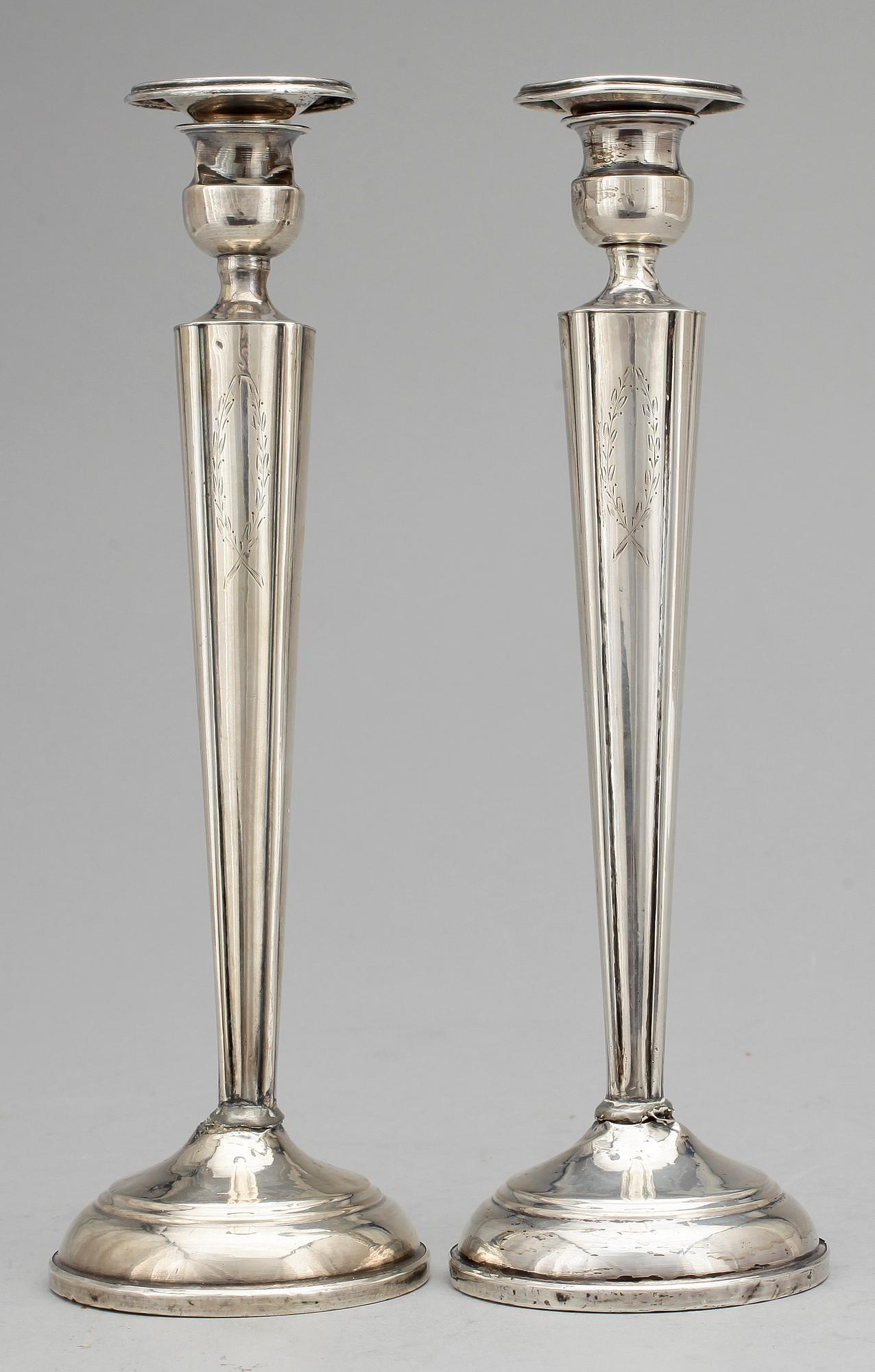 LJUSSTAKAR, ett par, sterlingsilver, M. Fred Hirsch, USA, 1900-talets första hälft.