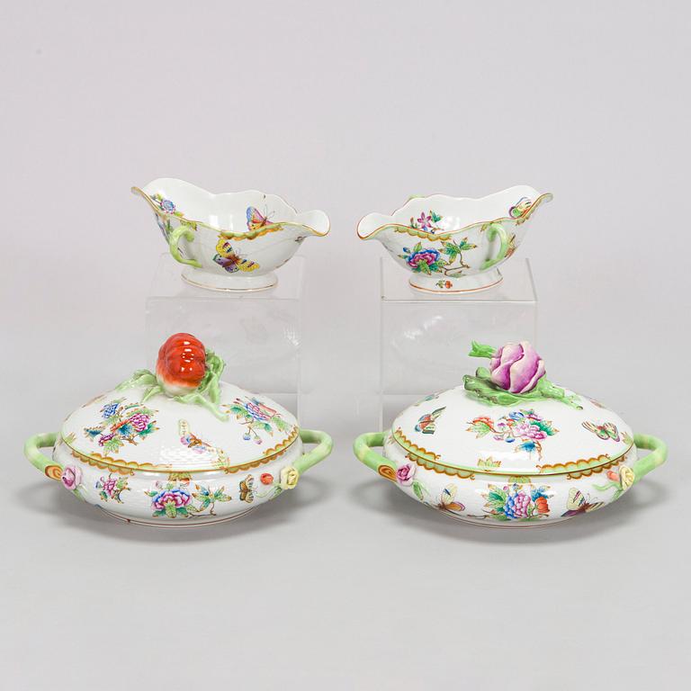 Herend, ruoka-astiasto, 91 osaa, posliinia, "Queen Victoria". Unkari.