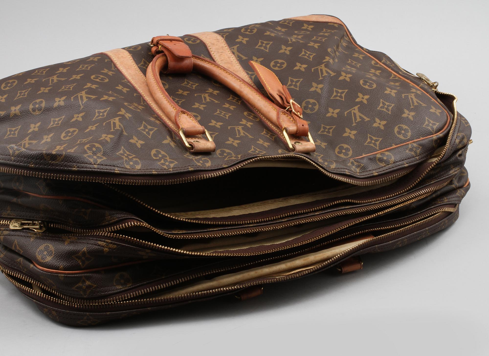 RESVÄSKA, "Sac 3 Poches 55", Louis Vuitton.