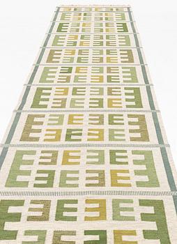 Ingrid Hellman-Knafve, a runner, flat weave, approximately 510 x 112 cm, signed IHK.