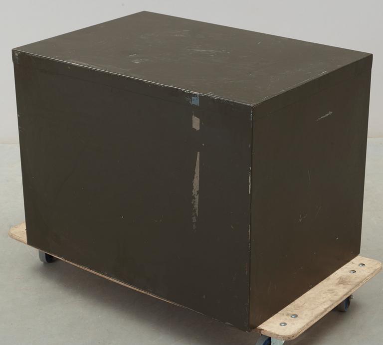 ARKIVSKÅP, Pressbolaget, Eskistuna, 1900-tal.