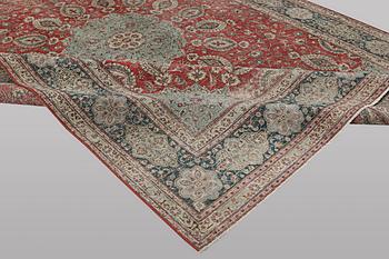 A carpet, Persian, Vintage Design, ca 410 x 282 cm.