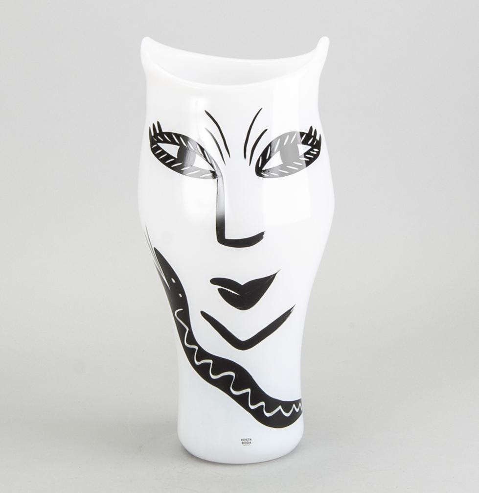 ULRICA HYDMAN-VALLIEN,