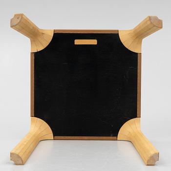 Alvar Aalto, pallar, ett par, modell X601, Artek.