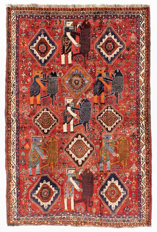 A Qashqai rug c 250 x 170 cm.