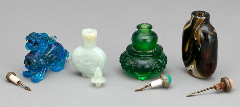SNUSFLASKKOR, 4 st, glas, nefrit, Kina.