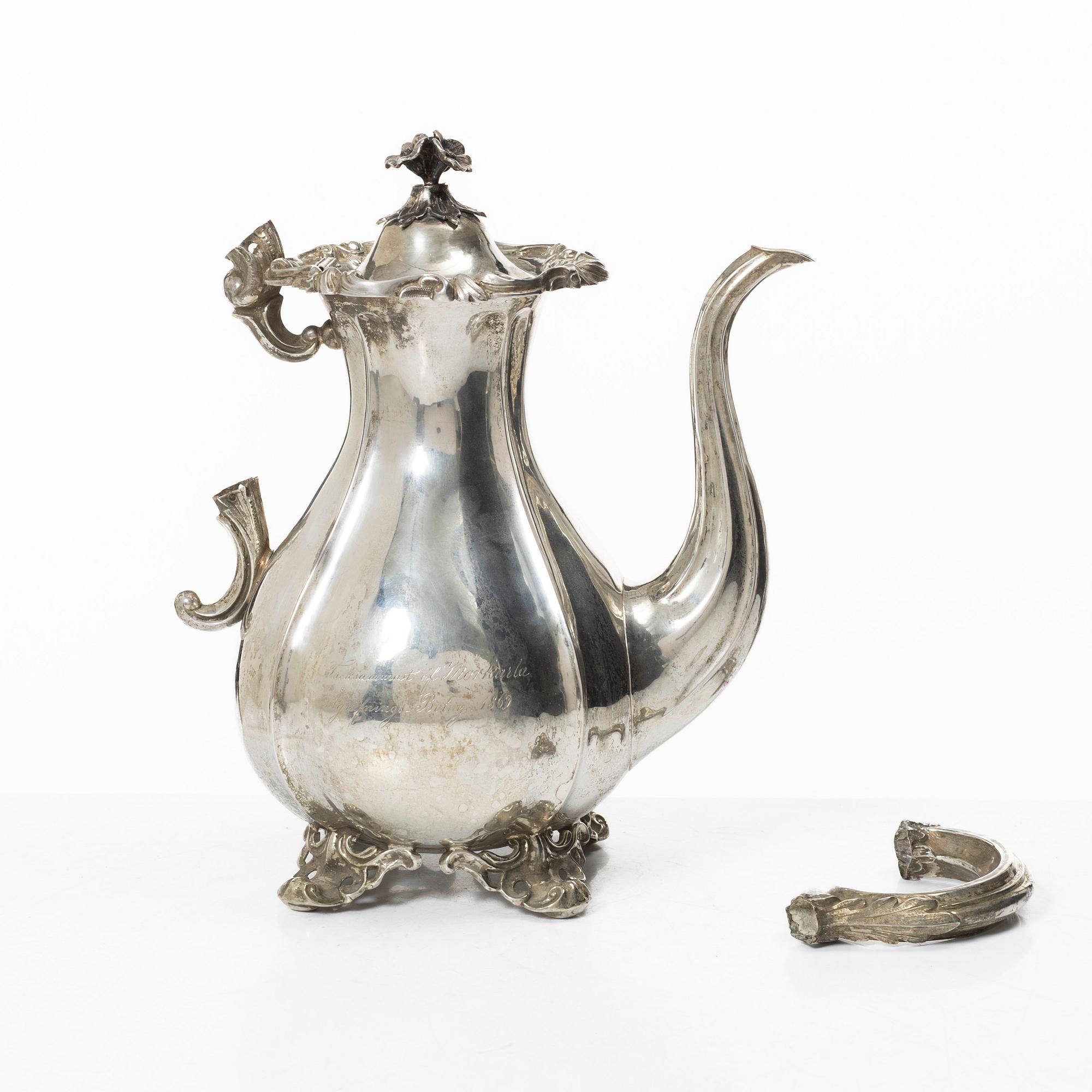 Nyrokoko, 1820, Christian Hammer, kaffekanna, silver, nyrokoko, Stockholm 1859.