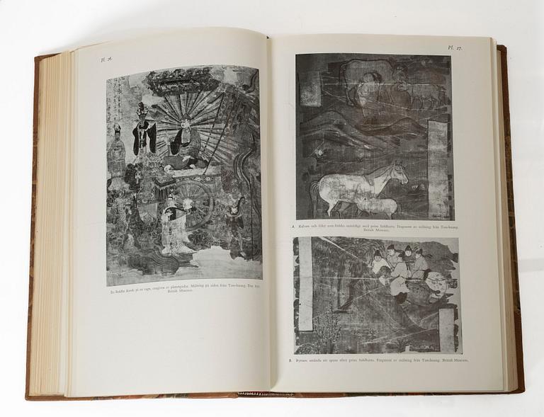 Two books by Osvald Siren, Kinas Konst under Tre Årtusenden, Vol I och II.