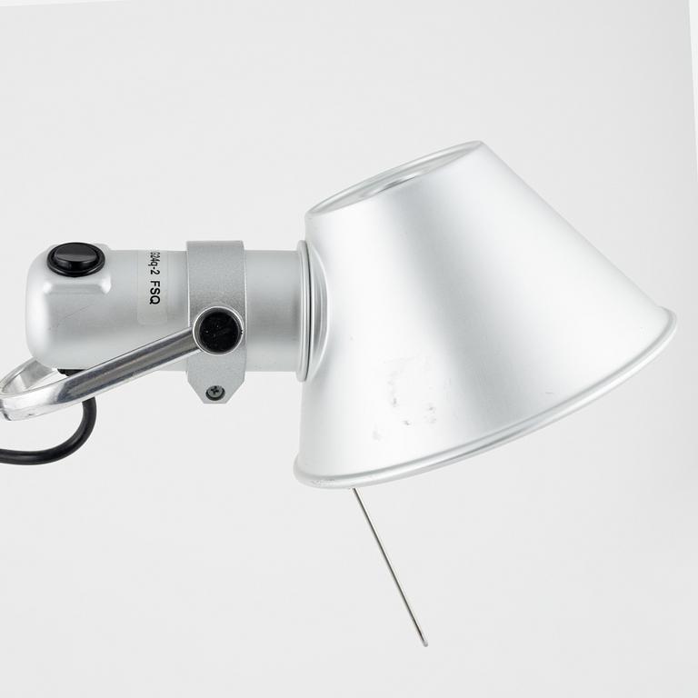 A pair of 'Tolomeo' desktop lamps by Michele De Lucchi & Giancarlo Fassina for Artemide.