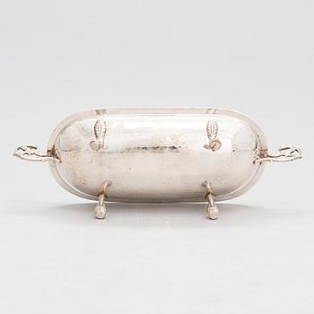A sterling silver bowl, USA, turn of the 21st century.