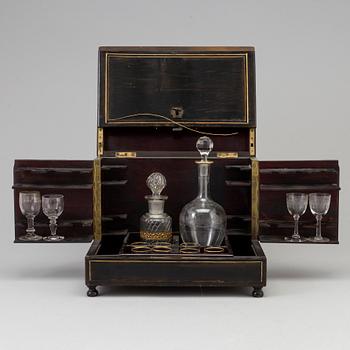 A seventeen part liquor casket set late 1800s.