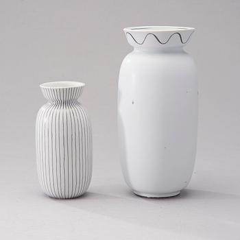VASER, 2 st, keramik, Stig Lindberg, Gustavsberg, 1950-tal.