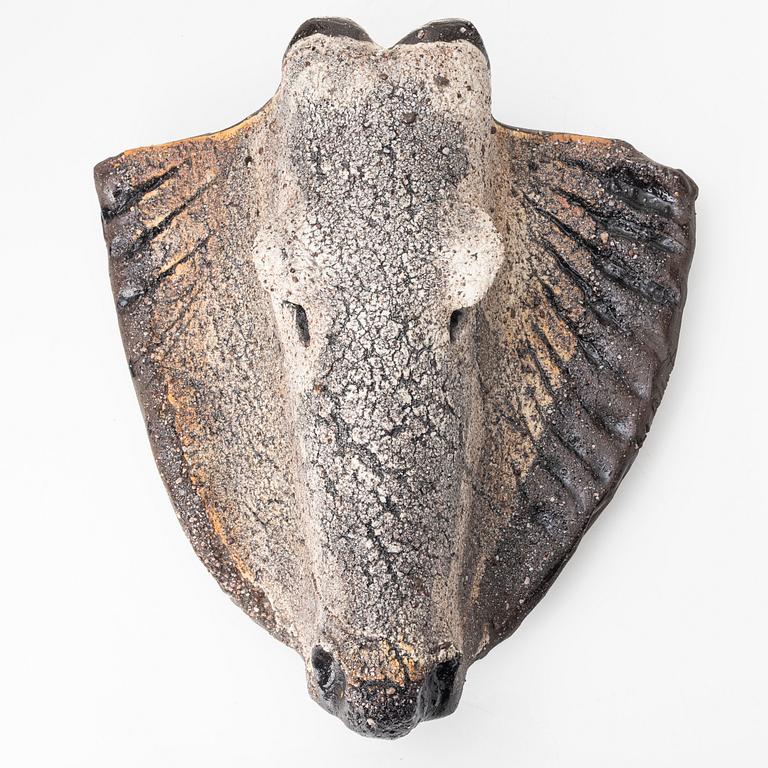 Henrik Allert, A horsehead.