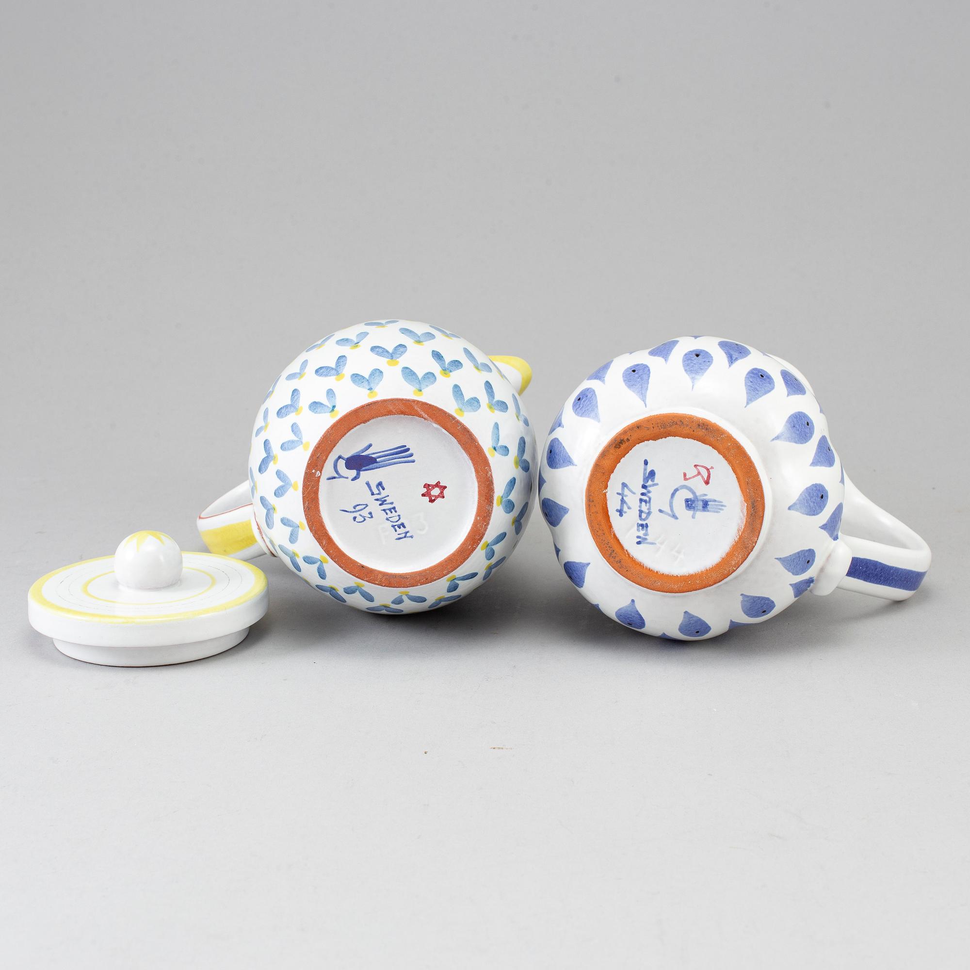 STIG LINDBERG, kannor, 2 st,  fajans, Gustavsberg Studio.