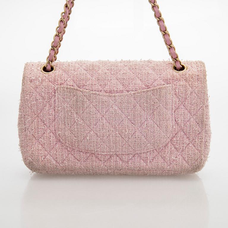Chanel, väska, "Tweed Medium Double Flap Bag", 2021.