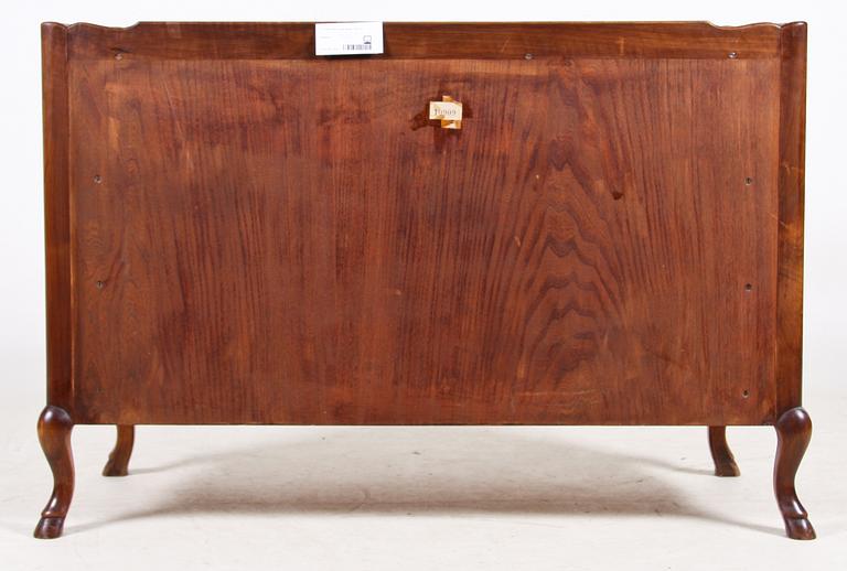 BYRÅ, Louis XV-stl. 1900-tal.