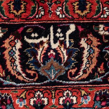 Matto, Old Mashad, ca 391 x 306 cm.