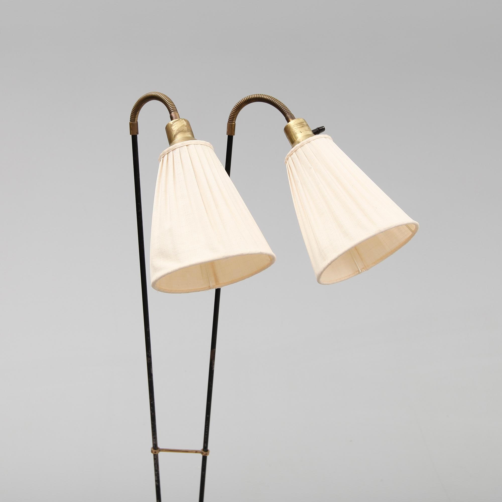 GOLVLAMPA, 1900-talets mitt.