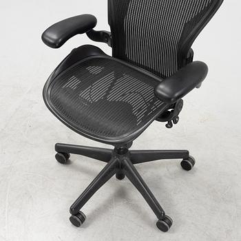 Don Chadwick/Bill Stump, an 'Aeron' swivel office chair, Herman Miller.
