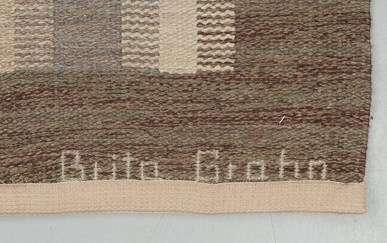 CARPET. Rölakan (flat weave). Signed Brita Grahn.