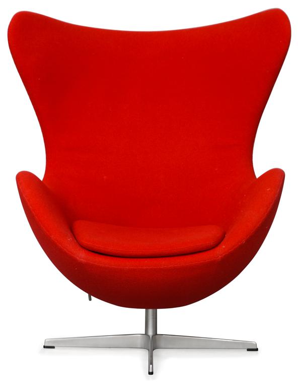 An Arne Jacobsen "Egg-Chair", Fritz Hansen, Denmark 1999, upholstered in red fabric.