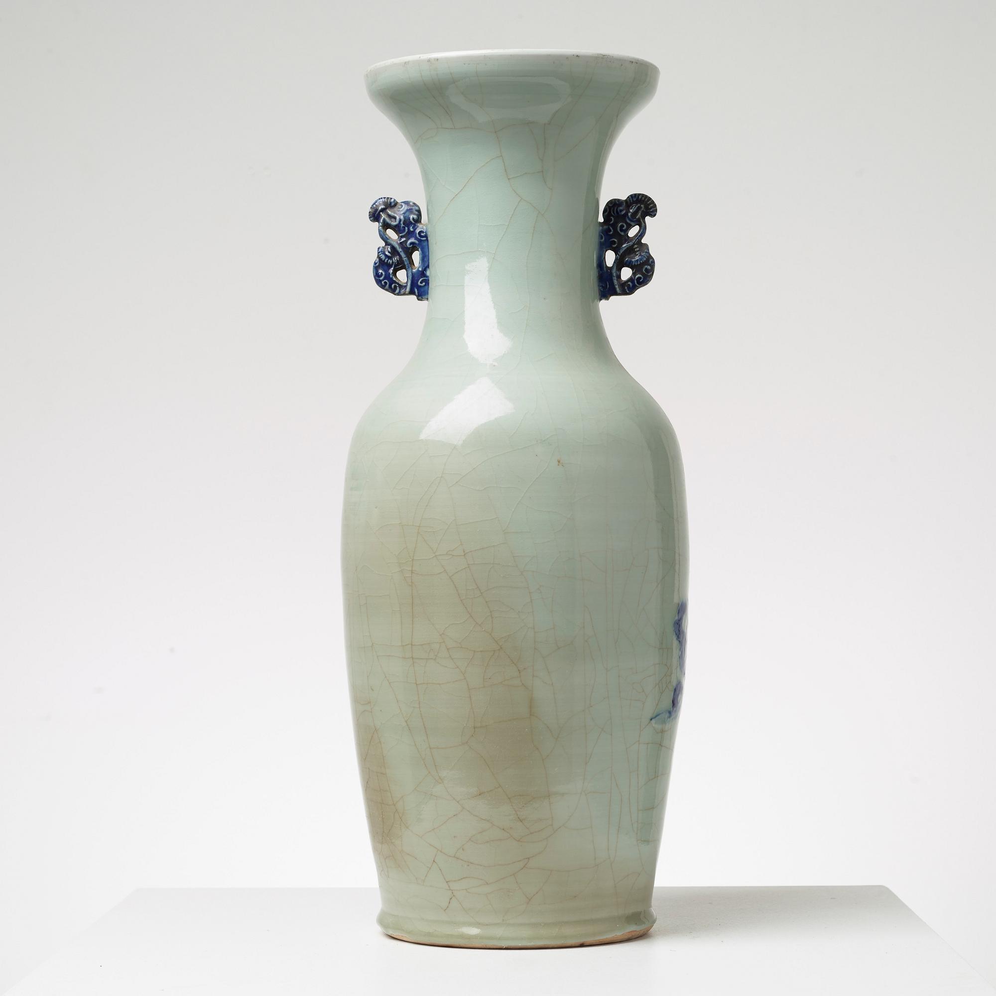 VAS, porslin. Sen Qing dynasti (1644-1911).
