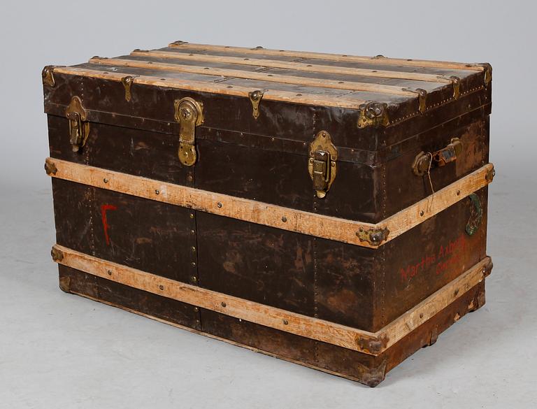 KOFFERT, plåt, 1900-talets början.