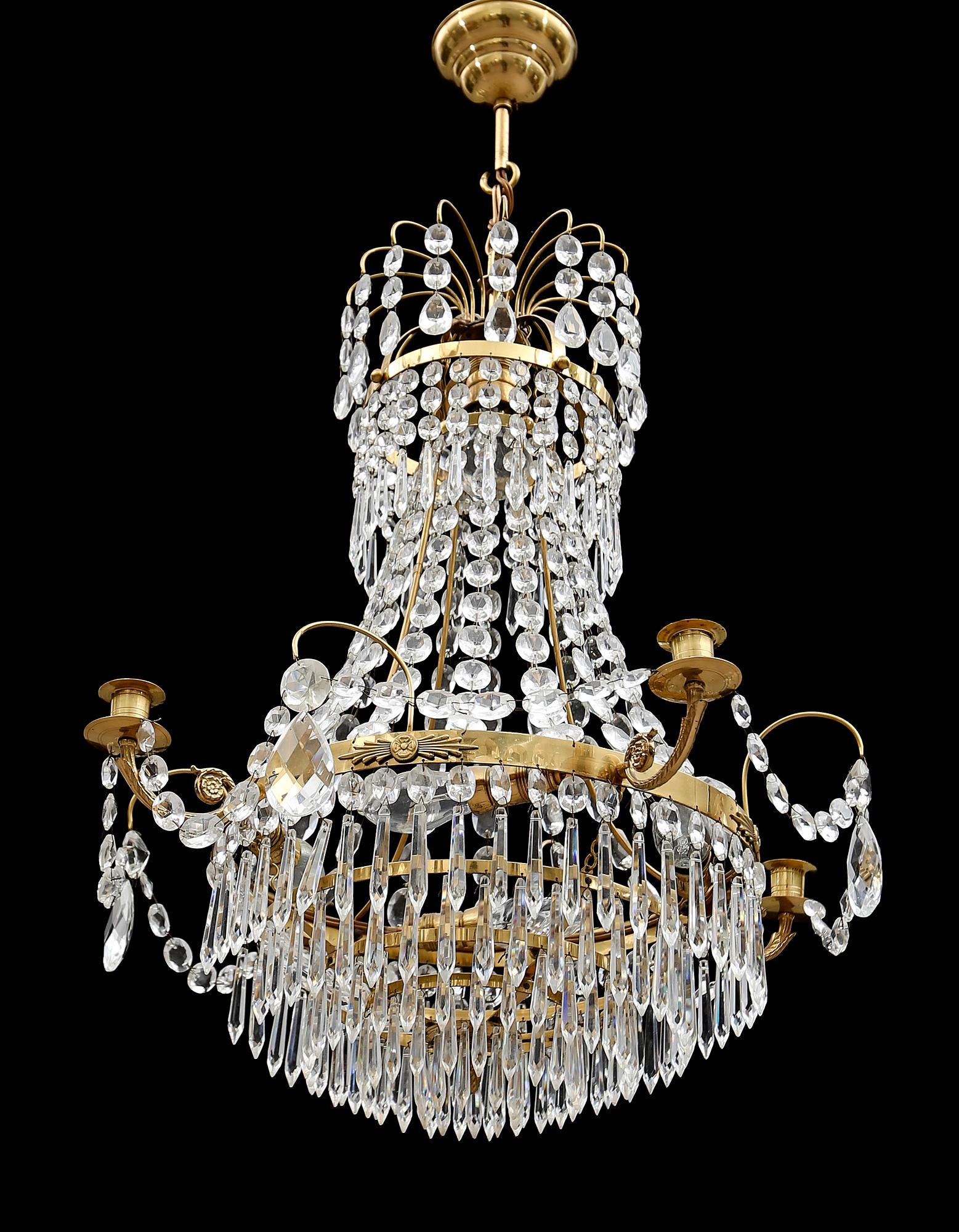 LJUSKRONA, empirestil, 1900-talets mitt. Höjd ca 60 cm.