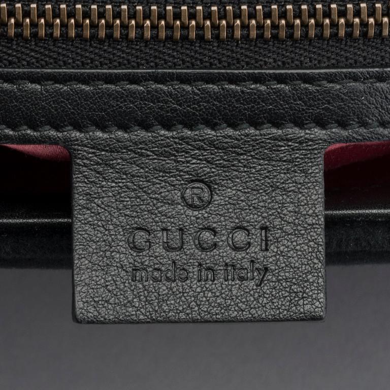GUCCI, "Marmont Velvet Shoulder Bag".