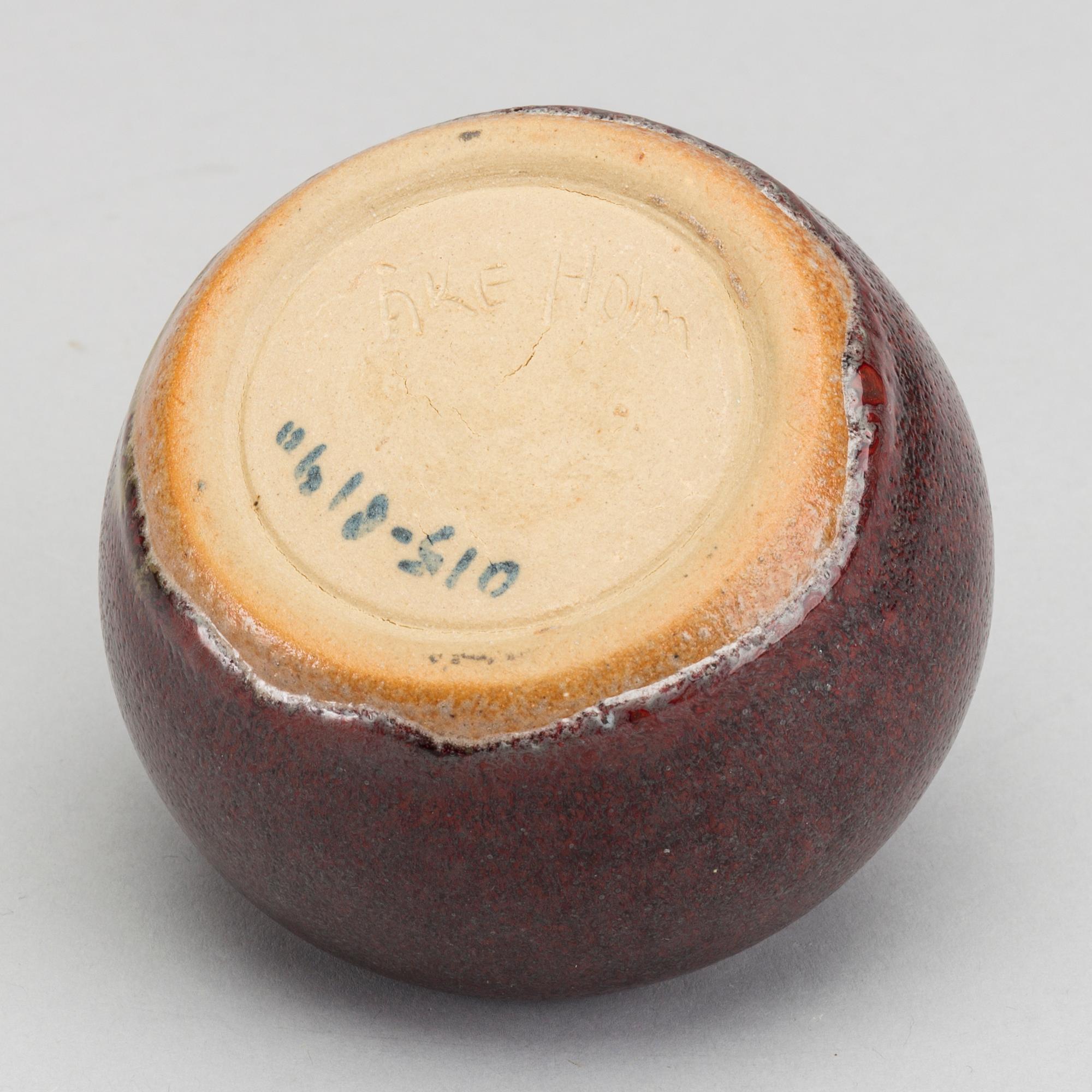 ÅKE HOLM, VAS, stengods signerad.