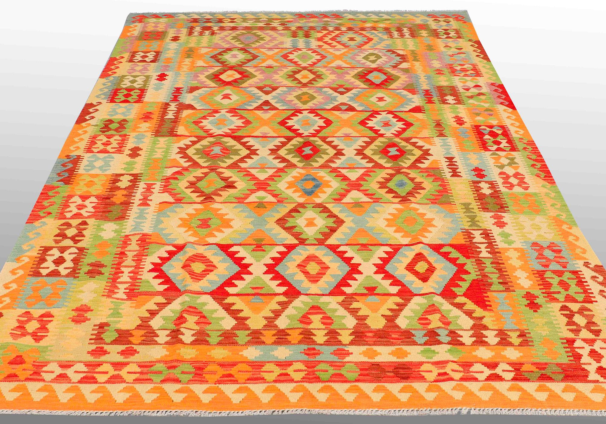 A CARPET, Kilim, ca 300 x 209 cm.