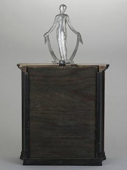VÄGGPENDYL, 1900-talets första hälft.